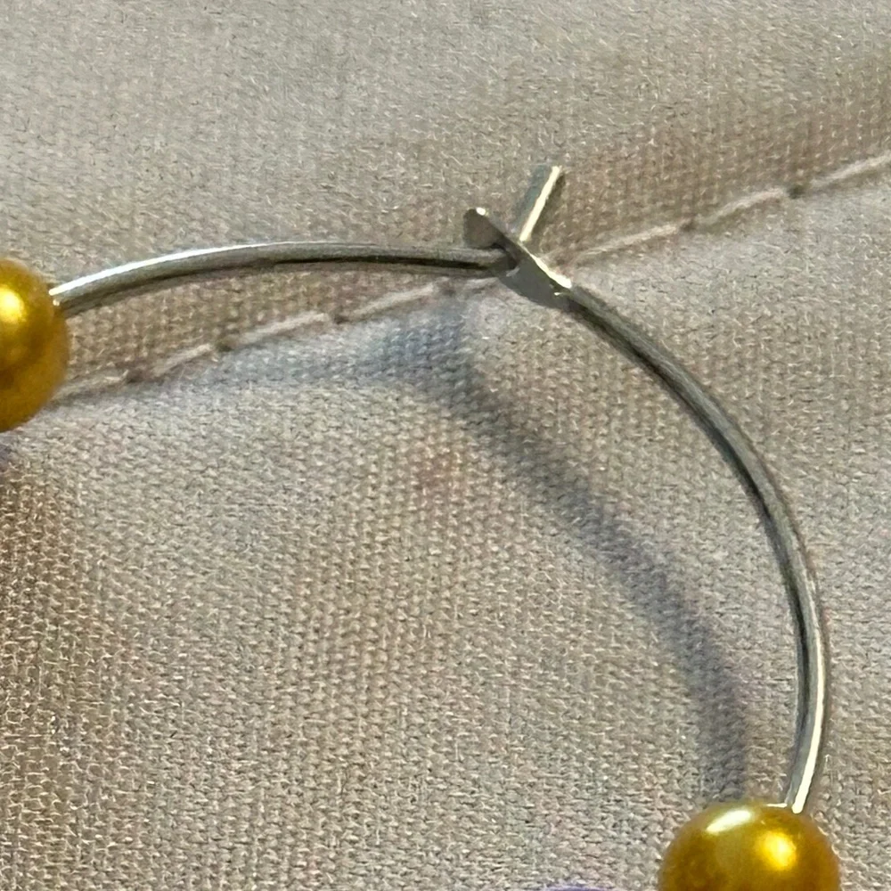 Wine glass tag stainless steel hoop gold/purple beads Celtic triple spiral